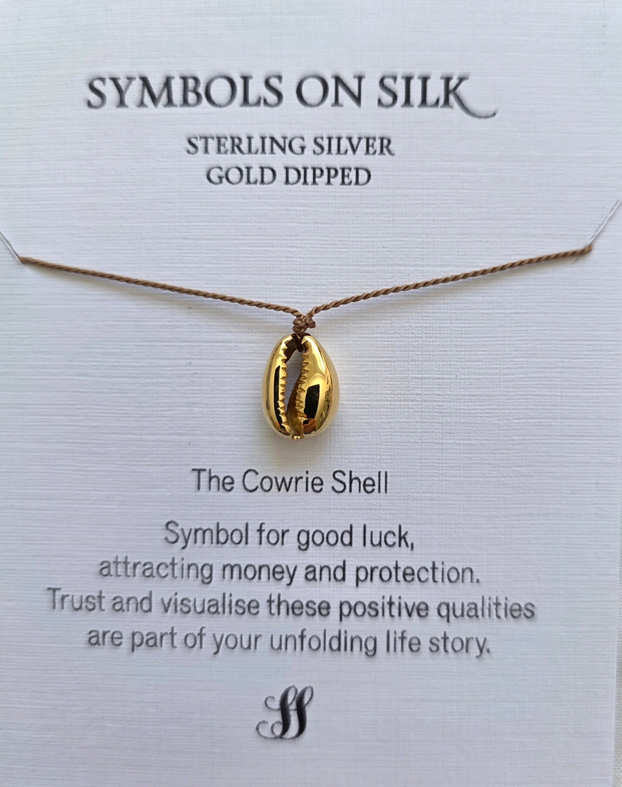 Cowrie shell - Necklace